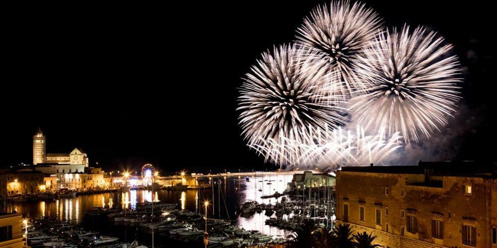 Affittacamere La Cattedrale Sul Mare Trani Exteriör bild